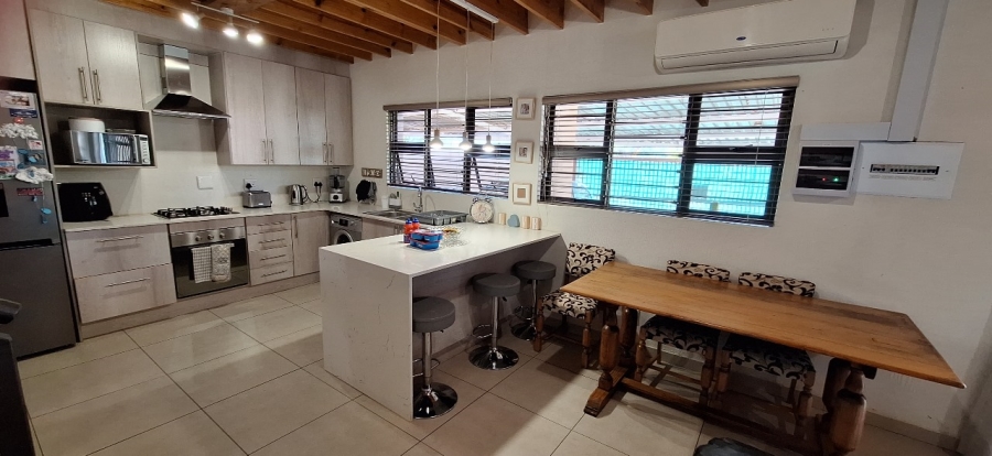 3 Bedroom Property for Sale in Ifafi North West